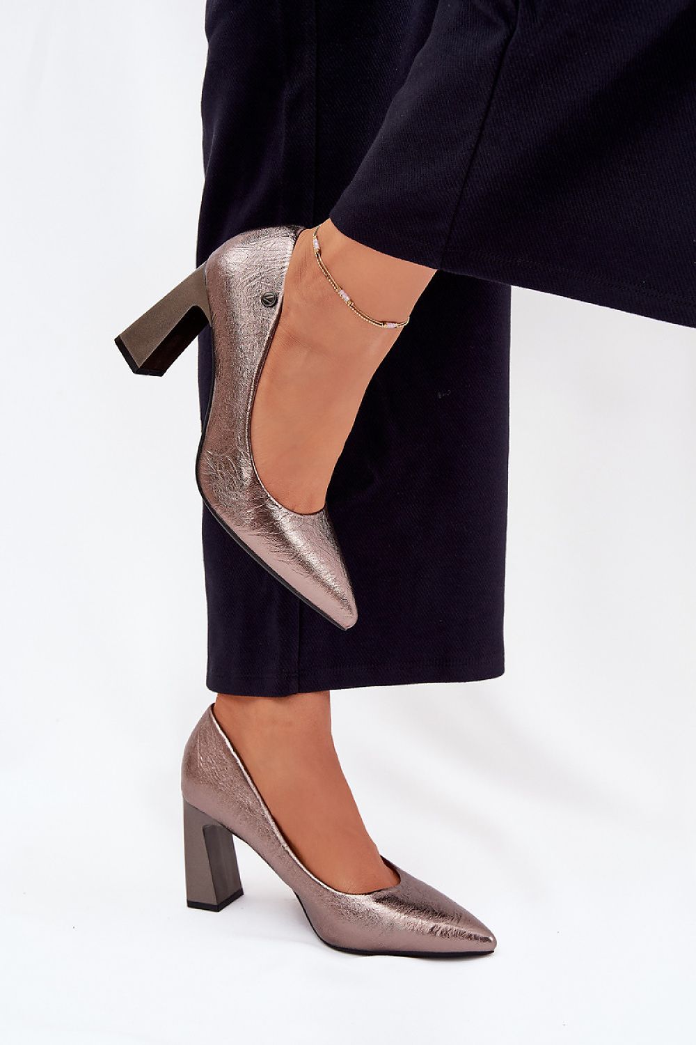 Pumps met dikke hak model 216311 Walk-instyle
